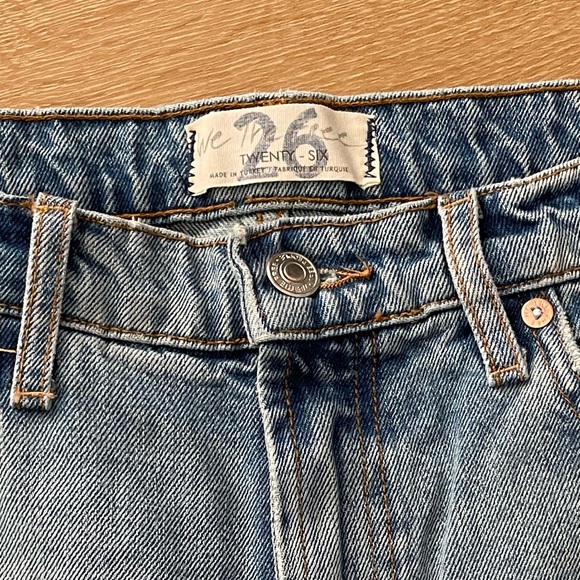 Free People We The Free Jeans. Size 26 - Picture 3 of 15